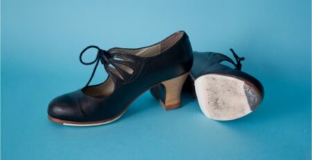 Zapatos-de-flamenco-profesionales-Begoña-Cervera-min